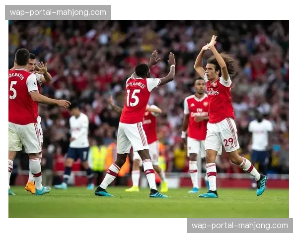 人物特写：阿森纳后卫本·怀特，从边锋到边卫的转型如何提升其肋部助攻能力