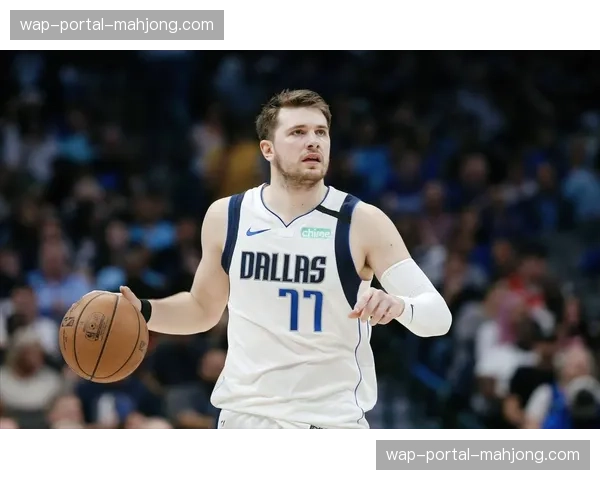 独行侠100-93战胜开拓者，东契奇率队取得关键胜利